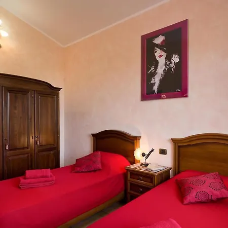 Limone Auf Olivenhain, Smartworking